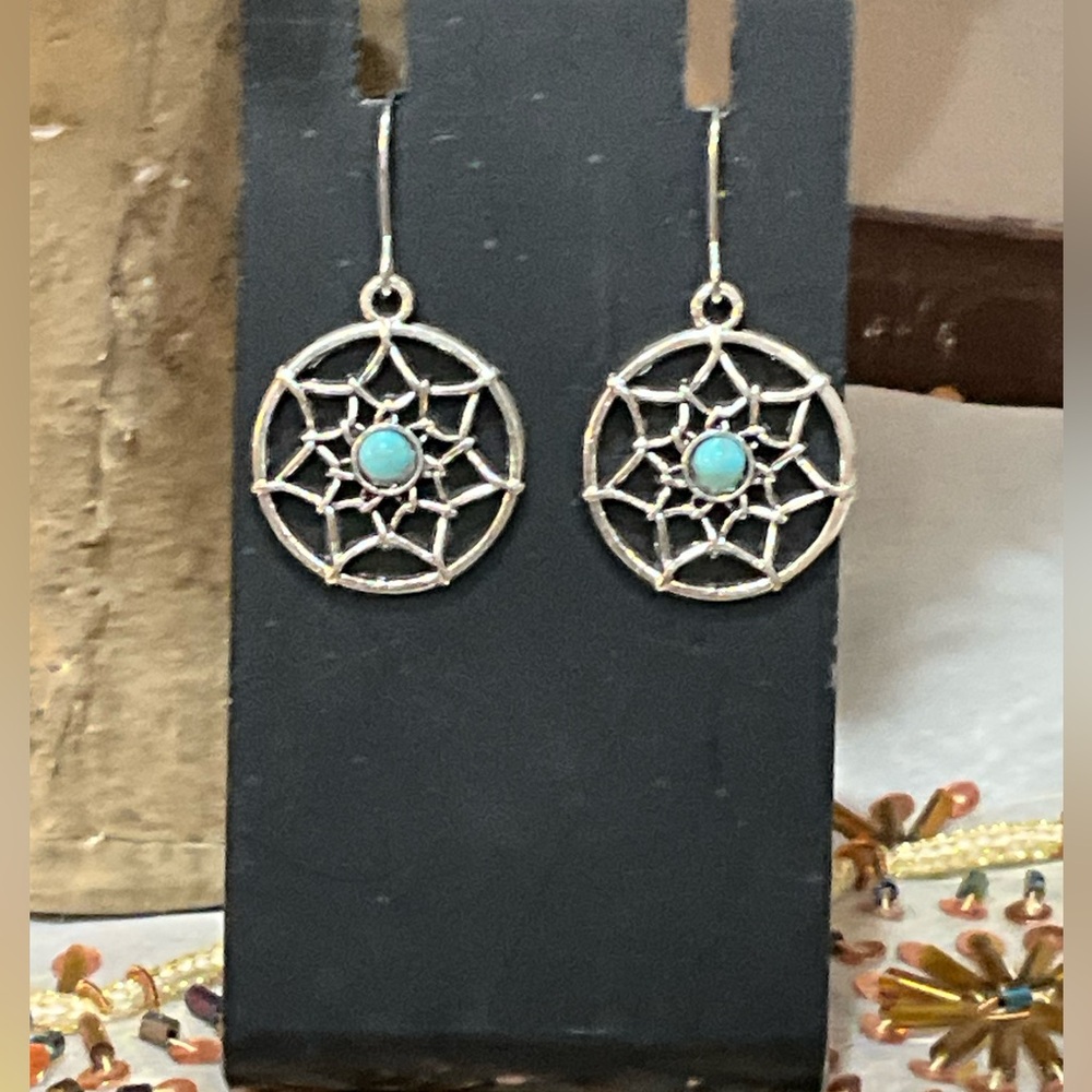 Silver dreamcatcher necklace and earring set - Picture 4 of 7